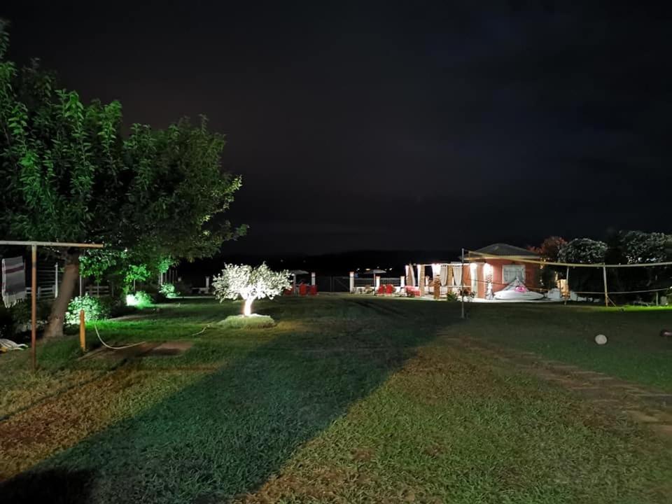Biscoutsis Apartments & Studios カボス エクステリア 写真