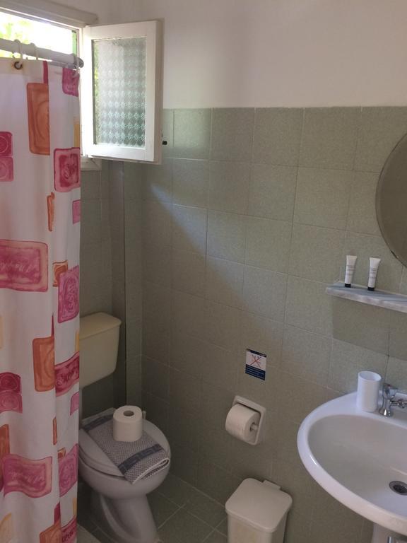 Biscoutsis Apartments & Studios カボス エクステリア 写真